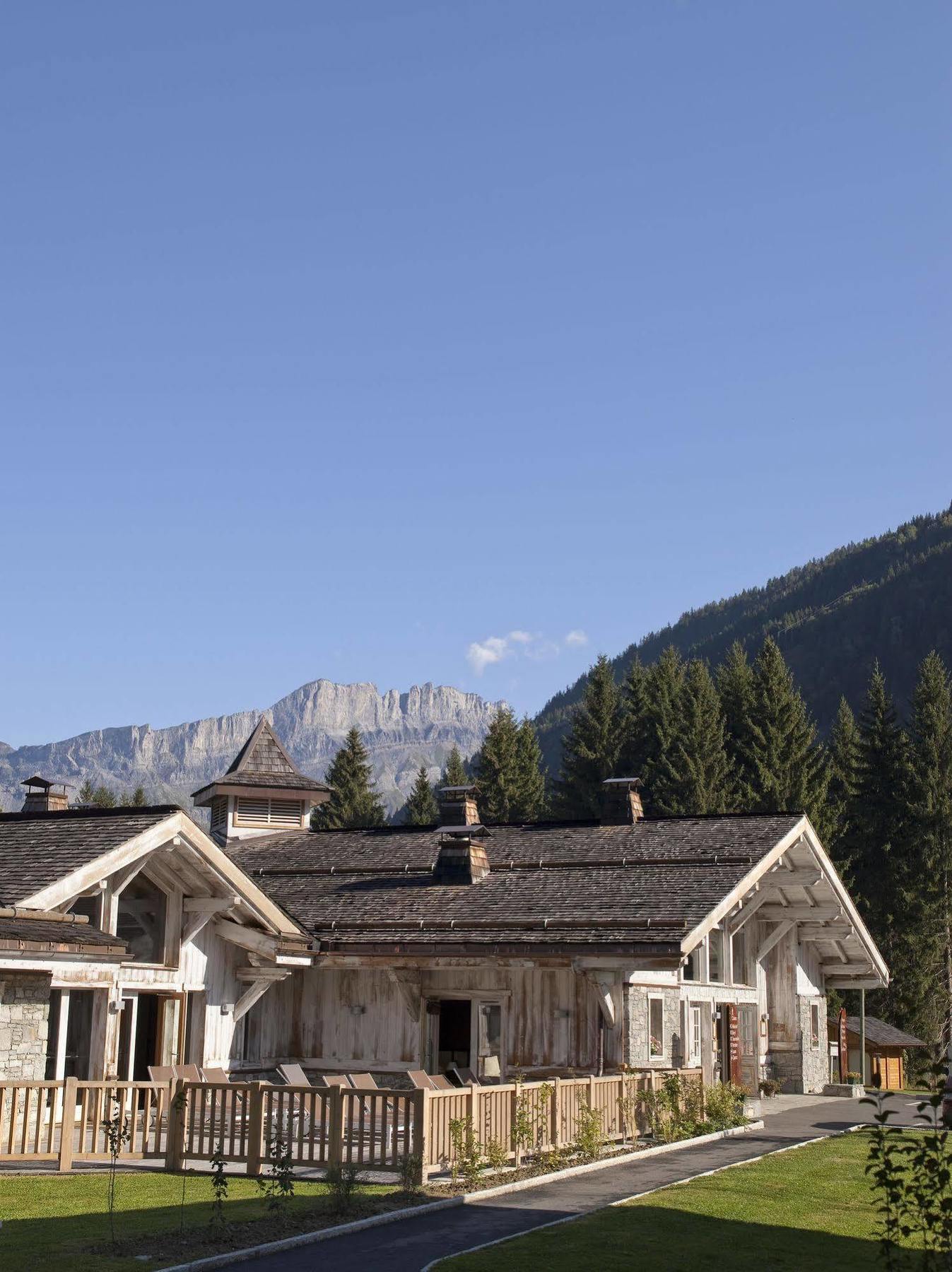 Cgh Residence Boutique Le Hameau De Pierre Blanche Les Houches Exterior photo